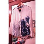 Chemise blanche motifs bleus dos dentelles 42 xl desigual.