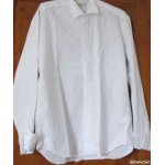 Chemise l�g�re blanche in extenso - manches longues � poignets boutonn�s - petit col pointu - bas arrondi ...