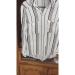 Chemise raye noire et blanc t s pimkie comme neuf