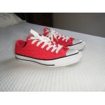 Converse paire de baskets basses toile rouge p37 1 / 2 Converse paire de baskets basses toile rouge p37 1 / 2
