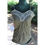 D�bardeur promod � bretelles r�glables au tissu kaki d'apparence l�g�rement froiss�. . taille �tiquet�e ...