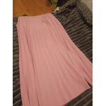 Vend deux belle jupe pliss�e grande mode pour ce printemps