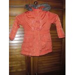 Doudoune fille  capuche entirement double molleton , de marque vert baudet , taille 3 ans , de couleur ...