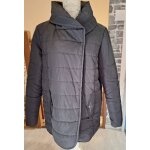 Doudoune noire � col montant