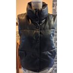 Doudoune noire �paisse sans manches au col montant