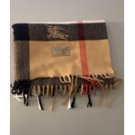 Echarpe burberry neuve avec etiquette