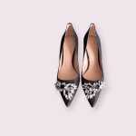 Escarpins  bout pointu avec ornement et talon aiguille noir - guess - 38