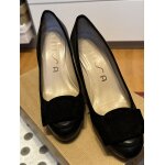 Escarpins noir ferm�s - 36