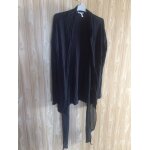 Gilet noir, long, marque manoukian. taille s. bandes voilage sur le devant des bras Gilet noir, long, marque manoukian. taille s. bandes voilage sur le devant des bras