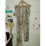 Jean crme motifs noirs imitation serpent 36 s zara basic.