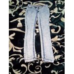 Jean gemo bleached taille 12 ans . .