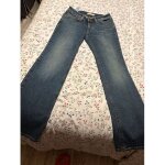 Jean levis