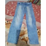 Jean stretch stradivarius taille 36 . .