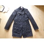 Très jolie parka noire chaude pour femme esprit - taille 40 Très jolie parka noire chaude pour femme esprit - taille 40