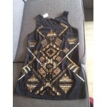 Jolie robe courte noire  paillette or et cru style vintage neuve t 38