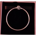 Jonc fermoir cercles pandora moments argent 593229c01 Jonc fermoir cercles pandora moments argent 593229c01