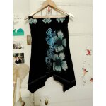Jupe asymétrique noire motifs bleus / blancs 34 xs desigual. Jupe asymétrique noire motifs bleus / blancs 34 xs desigual.