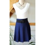 Jupe cama�eu taille 38 bleu marine avec cabochons noirs tbe