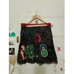 Jupe colorée 40 l desigual. Jupe colorée 40 l desigual.