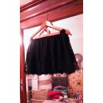 Jupe courte noire asymtrique en dentelles 38 m vila.