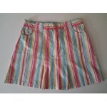 Jupe courte ray�e aux couleurs pastel