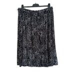 Jupe imprim� g�om�trique noir et blanc. c&a. taille 46