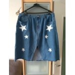 Jupe en jean neuve taille 50 avec des Étoiles Jupe en jean neuve taille 50 avec des Étoiles