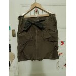 Jupe kaki 42 xl diesel.