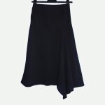 Jupe longue asymtrique en voile noir. camaeu. taille 38