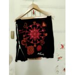 Jupe noire motifs multicolores 38 m desigual.