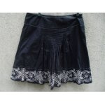 Jupe promod noire fleurs brodes dentelle t38