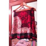 Jupe rouge imprimé blanc motifs noirs bas dentelle noire 42 xl desigual. Jupe rouge imprimé blanc motifs noirs bas dentelle noire 42 xl desigual.