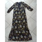 Longue robe ikks taille 34 . Longue robe ikks taille 34 .