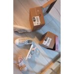 Lot 2 chaussures filles neuves t. 29