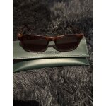 Lunette de soleil lacoste