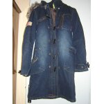 Manteau doublé en jean miss creeks À capuche amovible taille 34. Manteau doublé en jean miss creeks À capuche amovible taille 34.