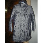 Manteau zara taille m 57% nylon 43% polyester. Manteau zara taille m 57% nylon 43% polyester.