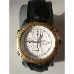 Montre chronograph or massif et chrome Montre chronograph or massif et chrome