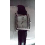 Montre femme  ; guess ;