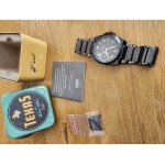 Montre fossil - cadre noir - bracelet  maille aciet