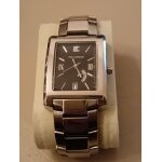 Montre ted lapidus rectangulaire de 36 * 31 mm, jamais port�e