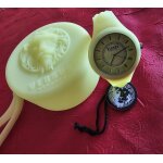 Montre versus versace