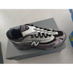 New balance m1000 coloris gris / violet / noir