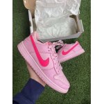 Nike dunk low triple pink - 40