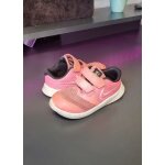 Nike star runner chaussure rose et blanche en cuir et filet basket 25 eu / 7. 5 uk enfant fille bb