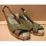 Nu pied � talon compens� vert - pointure 40