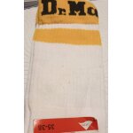 Une paire de chaussettes blanche et jaune dr martens. 35 / 38 Une paire de chaussettes blanche et jaune dr martens. 35 / 38