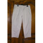 Pantacourt blanc camaieu - taille 38 / 40 Pantacourt blanc camaieu - taille 38 / 40