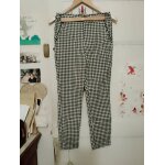 Pantalon a carreaux noirs / blancs 36 s zara basic.