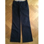 Pantalon femme esprit noir fines rayures taille 38 Pantalon femme esprit noir fines rayures taille 38